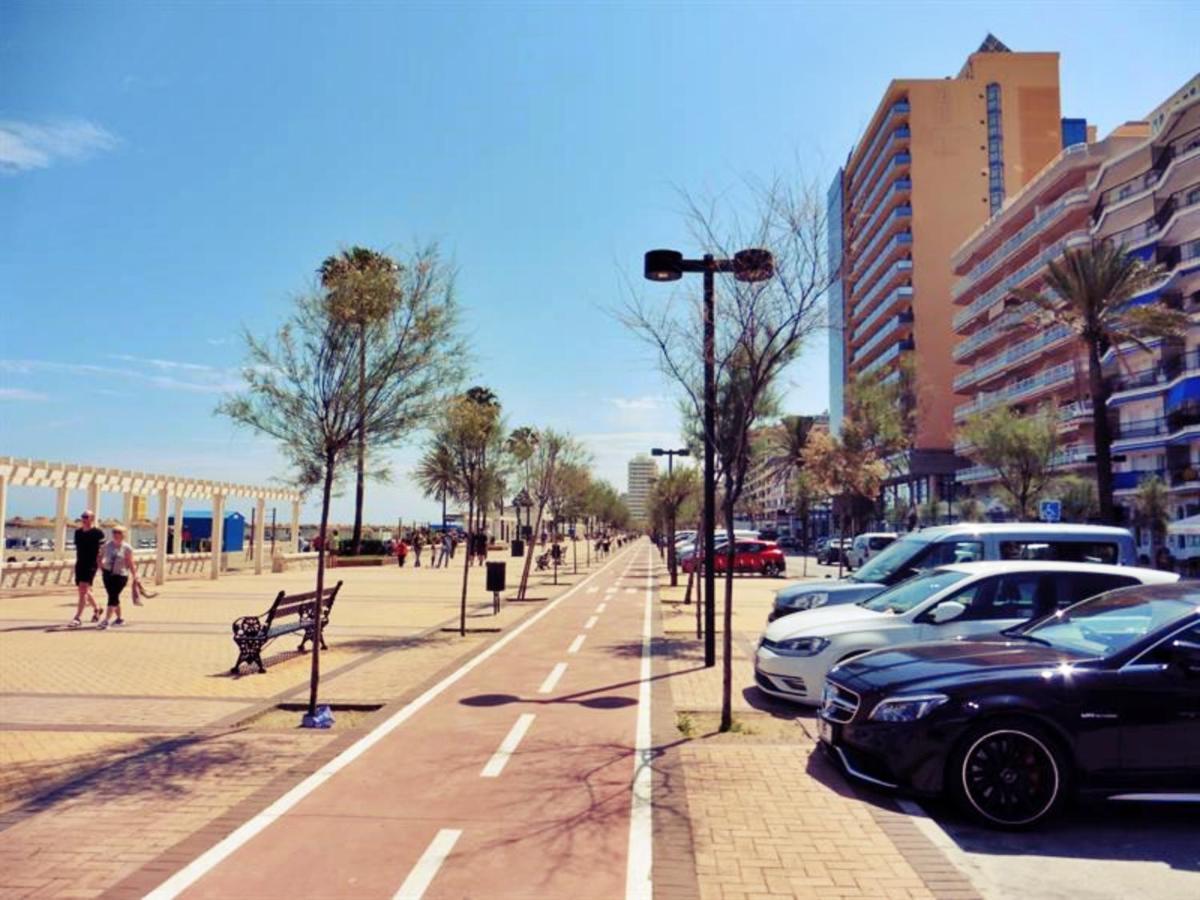 Poeta 2 Bedroom Apartment Фуэнхирола Экстерьер фото