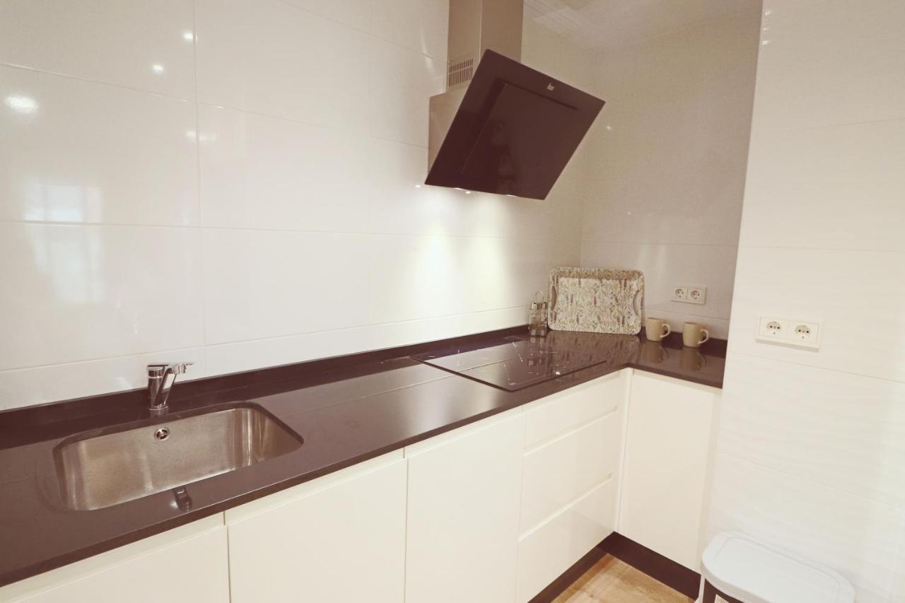 Poeta 2 Bedroom Apartment Фуэнхирола Экстерьер фото